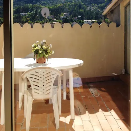 Charmant A Avec Vue Montagne + Terrasse 58 M² Apartment Entrevaux