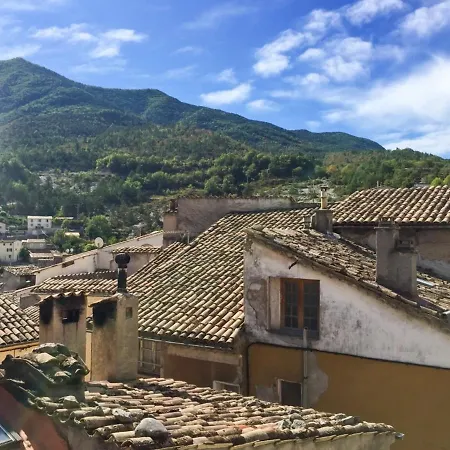 Apartment Charmant A Avec Vue Montagne + Terrasse 58 M² *