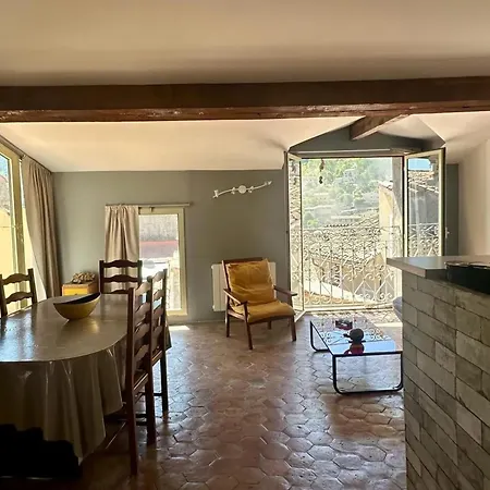 Charmant A Avec Vue Montagne + Terrasse 58 M² Entrevaux