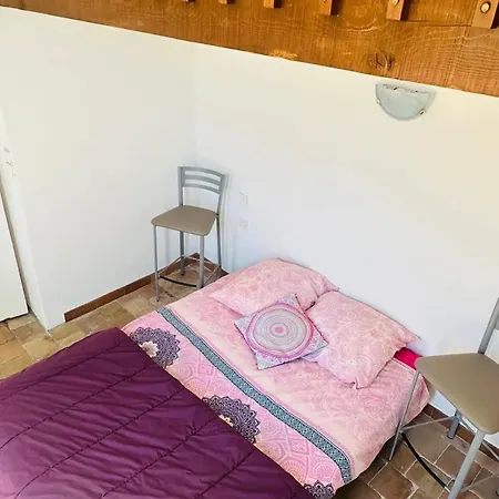 Apartment Charmant A Avec Vue Montagne + Terrasse 58 M² Entrevaux