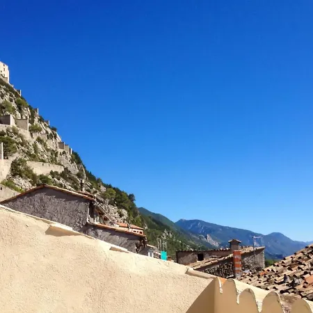 Apartmán Charmant A Avec Vue Montagne + Terrasse 58 M² Entrevaux